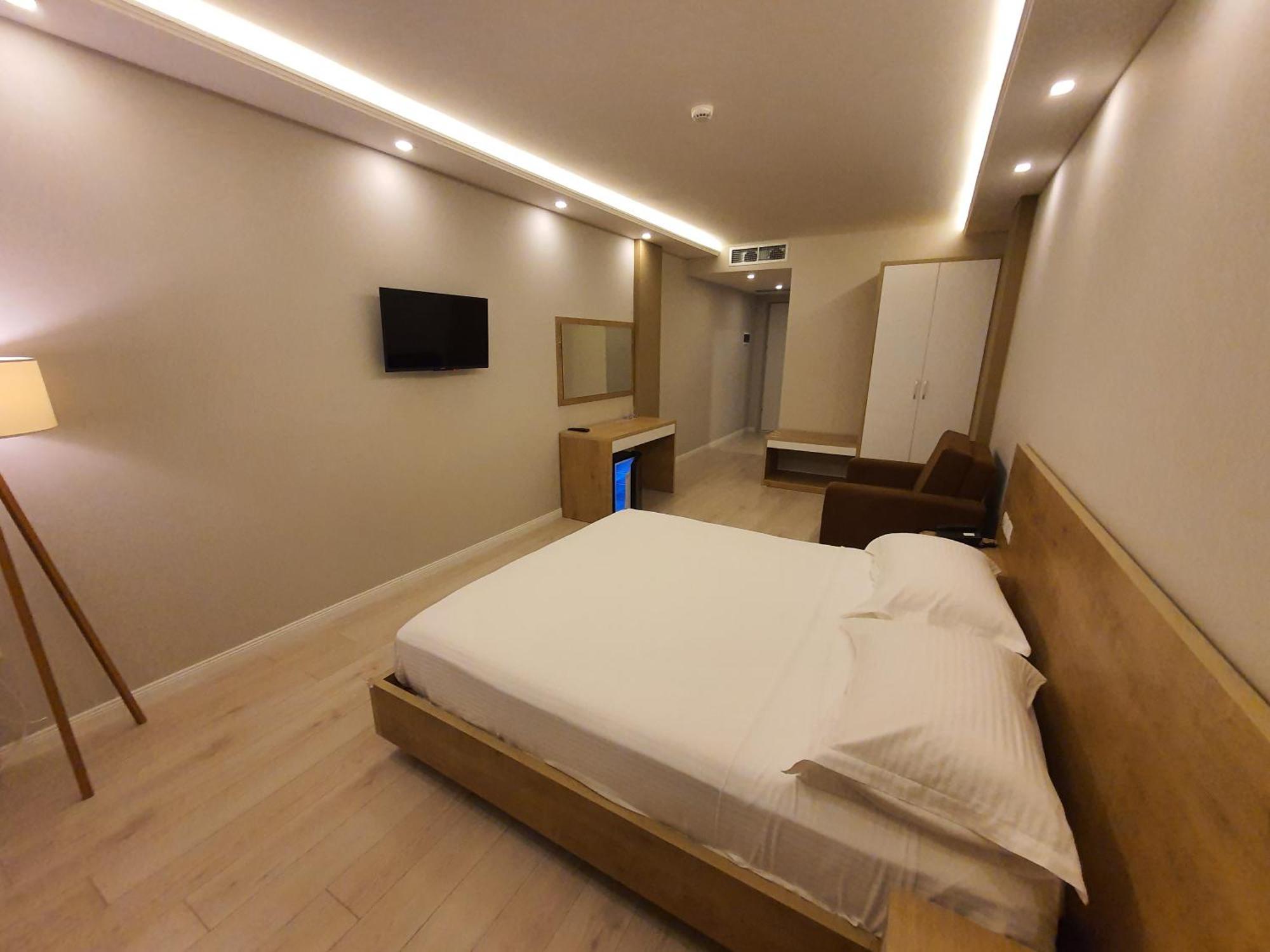 Amber Hotel Albania Spille Εξωτερικό φωτογραφία