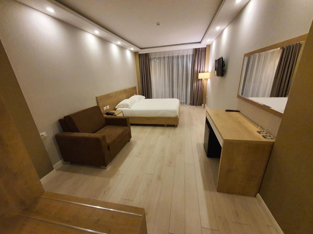 Amber Hotel Albania Spille Εξωτερικό φωτογραφία