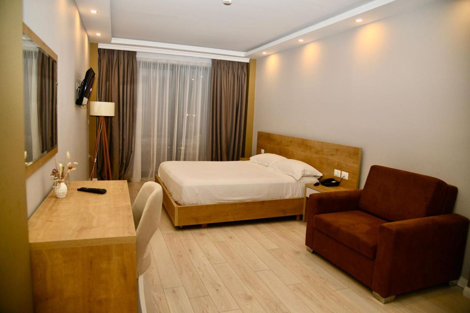 Amber Hotel Albania Spille Εξωτερικό φωτογραφία