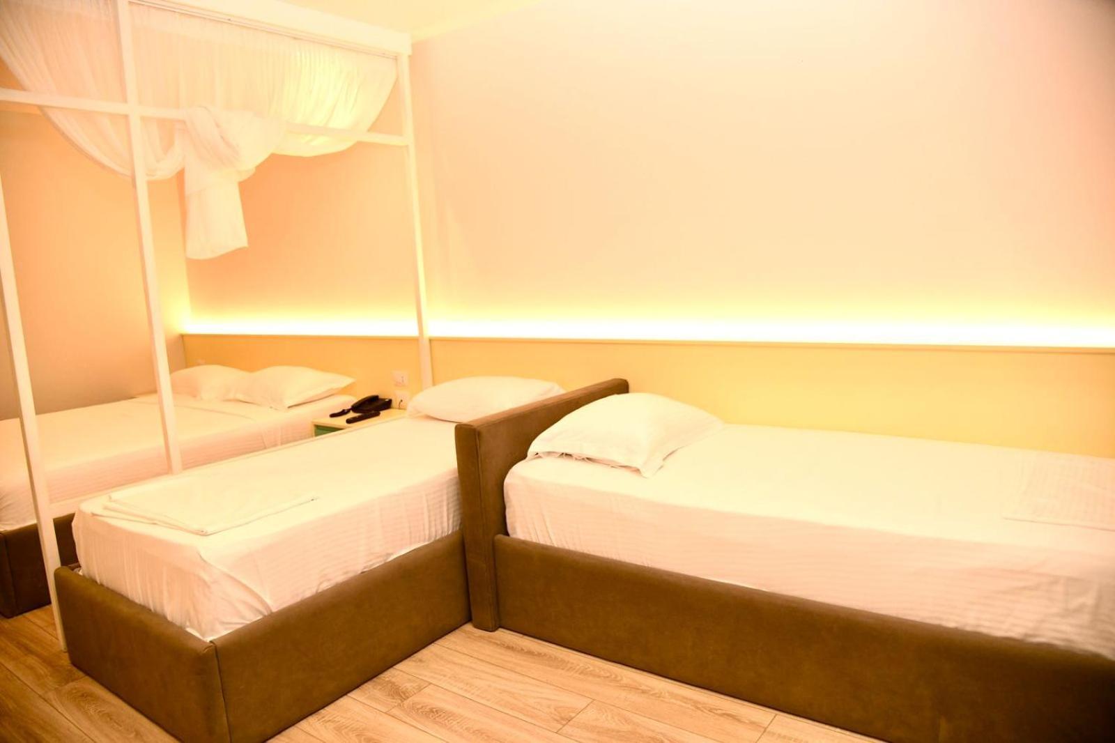 Amber Hotel Albania Spille Εξωτερικό φωτογραφία