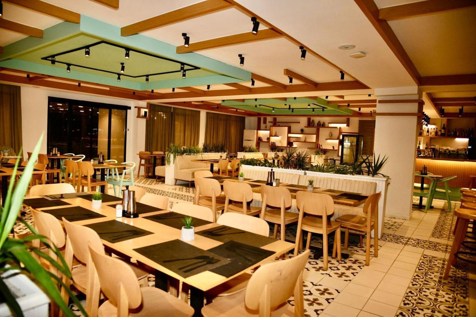 Amber Hotel Albania Spille Εξωτερικό φωτογραφία