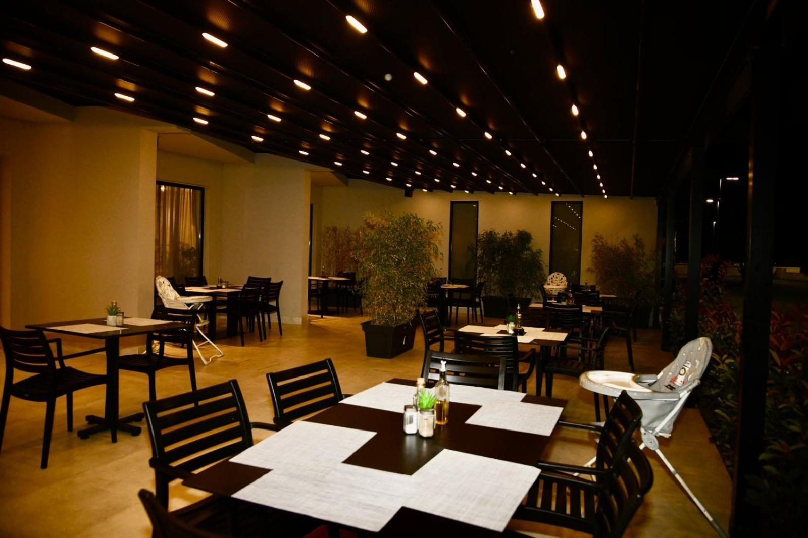 Amber Hotel Albania Spille Εξωτερικό φωτογραφία